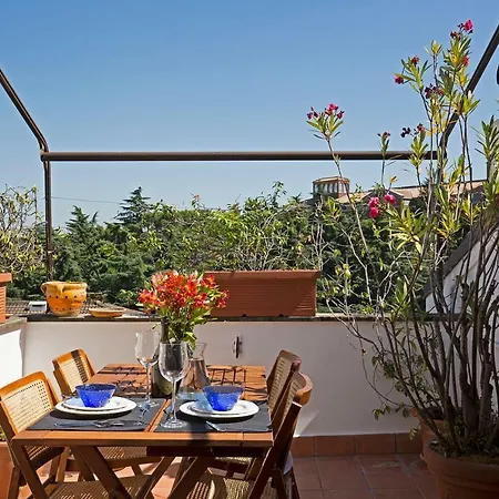 Apartment St. Peter's Rooftops Rome
